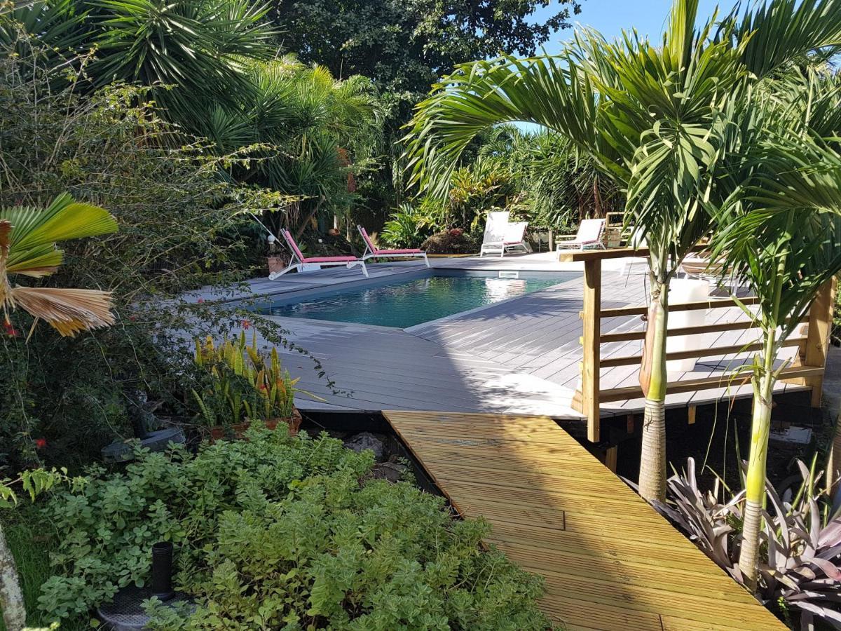 Le Bougainvillier Blanc Hotel ปวงต์-นัวร์ ภายนอก รูปภาพ