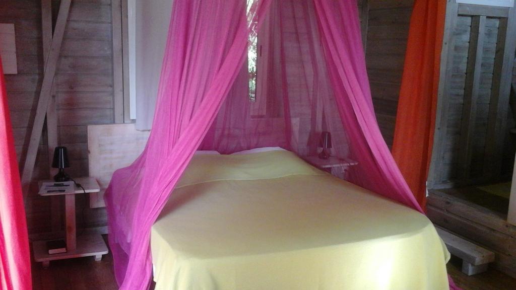 Le Bougainvillier Blanc Hotel ปวงต์-นัวร์ ภายนอก รูปภาพ